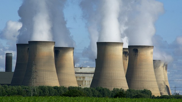 Coal-burning power station  Image © freefotouk.png